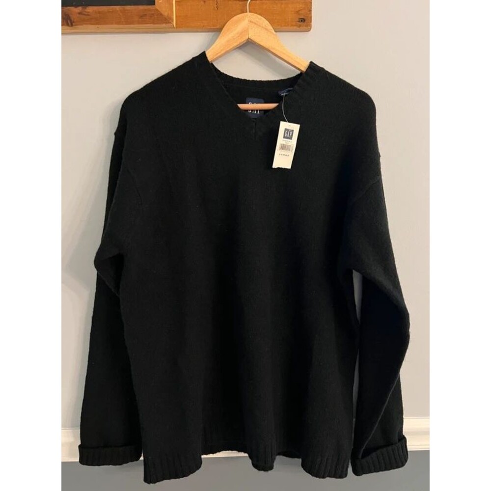 Vintage 90s Gap Men’s Large Black 100% Lambs Wool V-Neck Sweater
